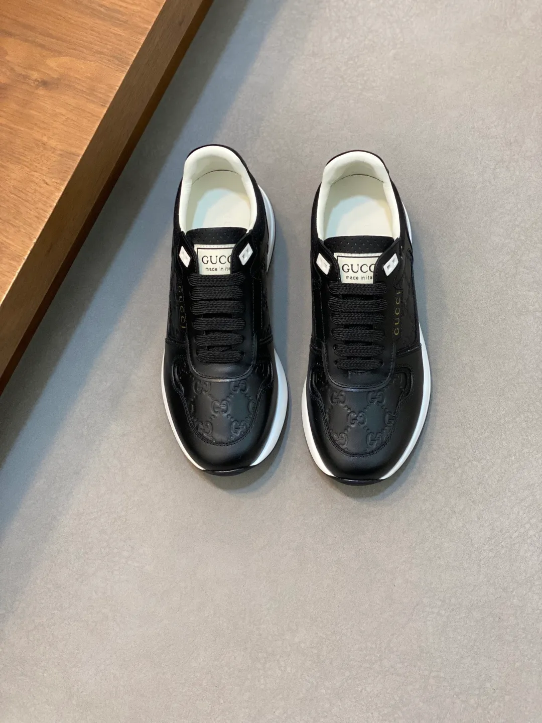 Factory price: 460💰[Gucci] Gucci - High-end quality original order - Upper: Nappa calfskin, pebbled calfskin, computer embroidered brand totem - Inner: water-dyed cowhide - Outsole: ultra-light T men's shoes 💰U·Rubber; two-color molded outsole - Super high quality control·Fine workmanship: highlighted (high-end·luxury·grade) -Size: 38-45